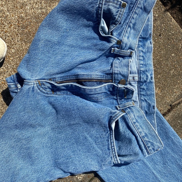 Levi light wash jeans - Picture 4 of 4